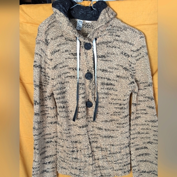 Buckle Sweaters - Buckle Brand Women's Hooded Sweater